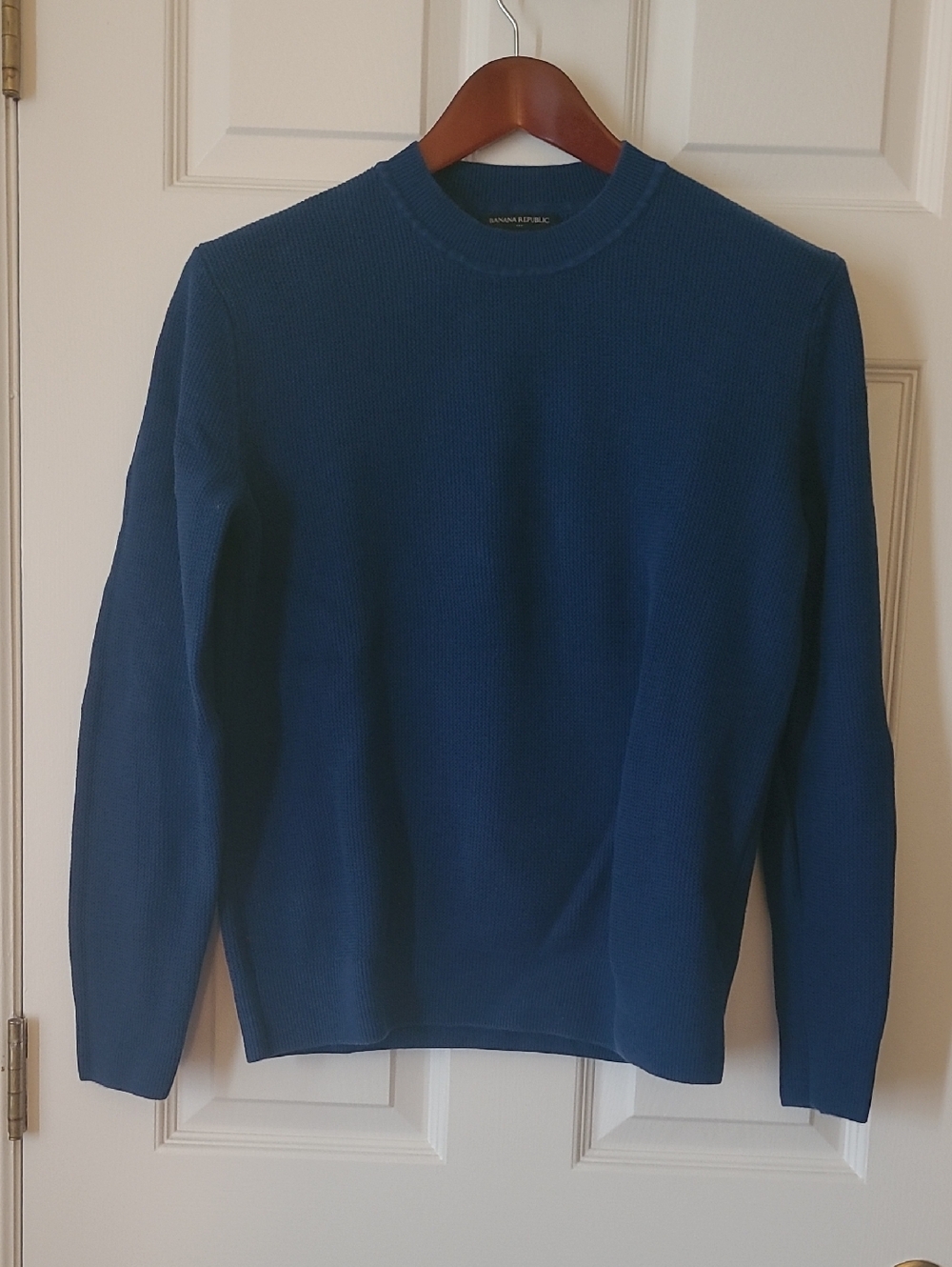 Banana Republic Men's Deep Blue Crewneck Sweater